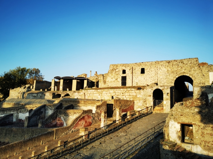 Pompeii city walls - city wall of Pompeii