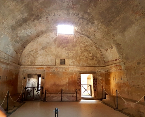 Apodyterium della sezione maschile delle Terme del Foro a Pompei