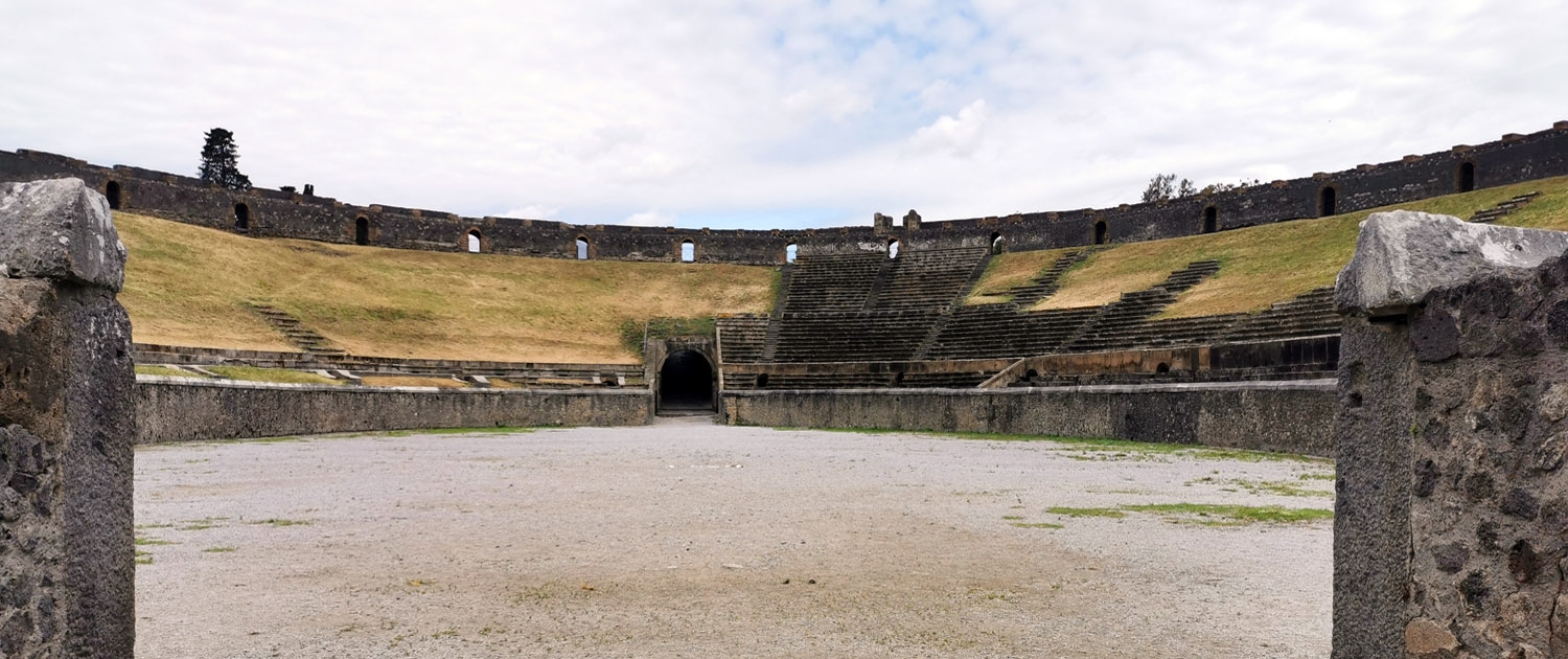 L'anfiteatro di Pompei, risalente al I secolo a.C.