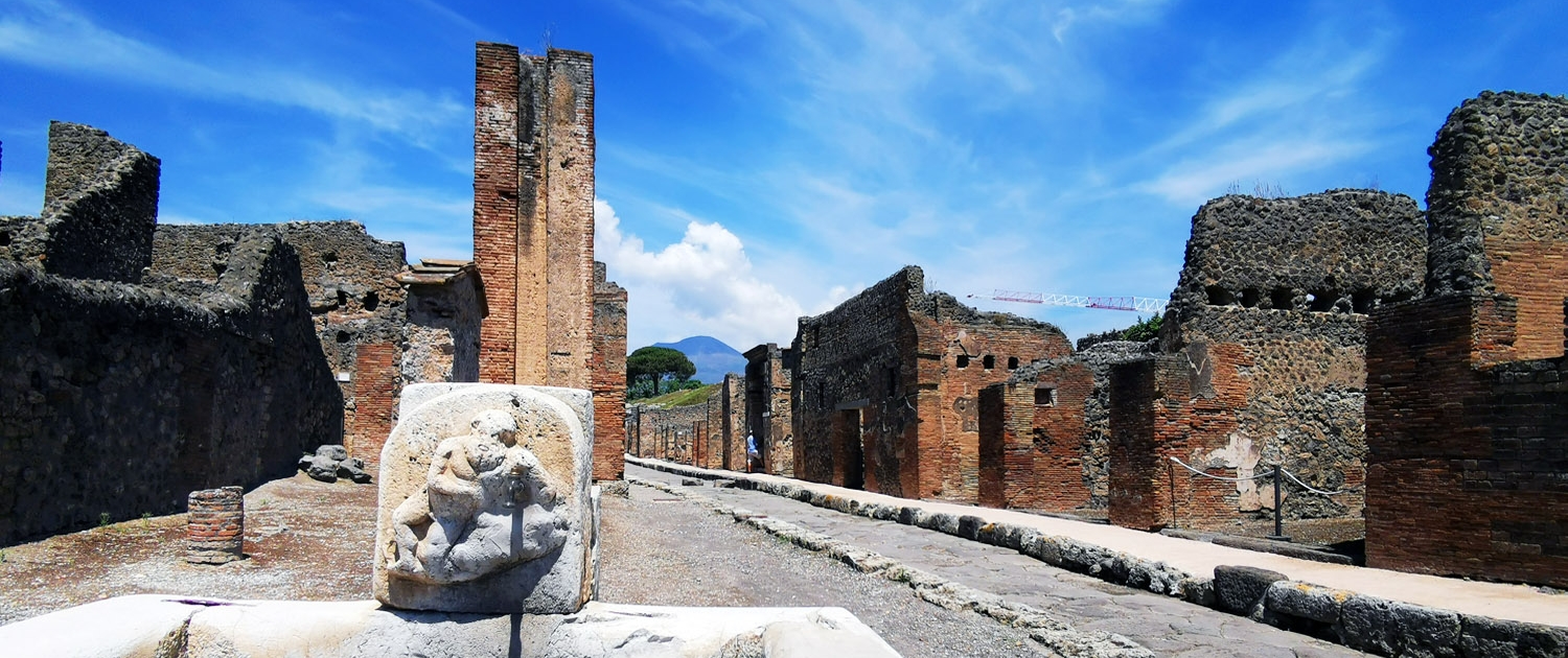 Via Stabiana in Pompeii with the fountain of Silenus