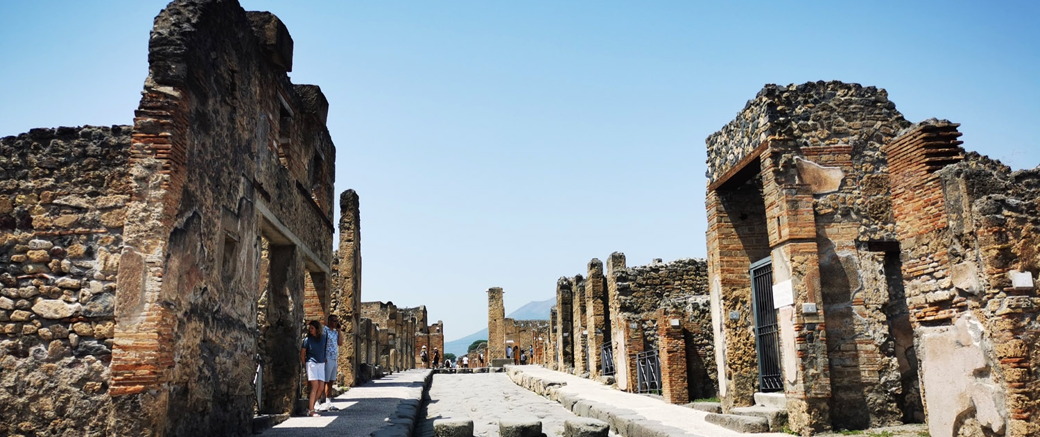 Via Stabiana in Pompeii